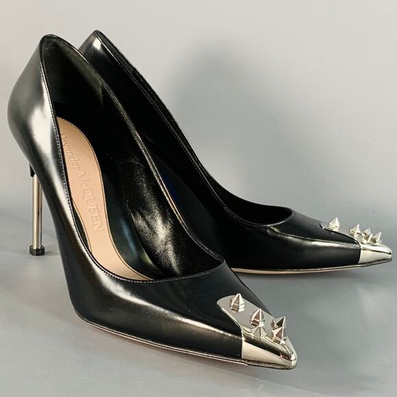 Alexander McQueen Shoes - ALEXANDER MCQUEEN Size 9.5 Black Silver Spikes Leather Stiletto Heels Pumps